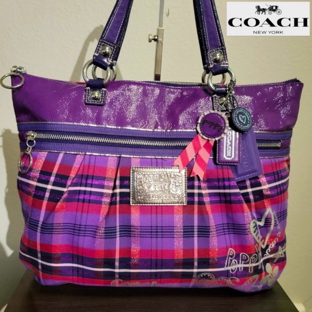 Coach Poppy Tartan plaid glam tote bag Beautiful and Clean inside and out. EUC